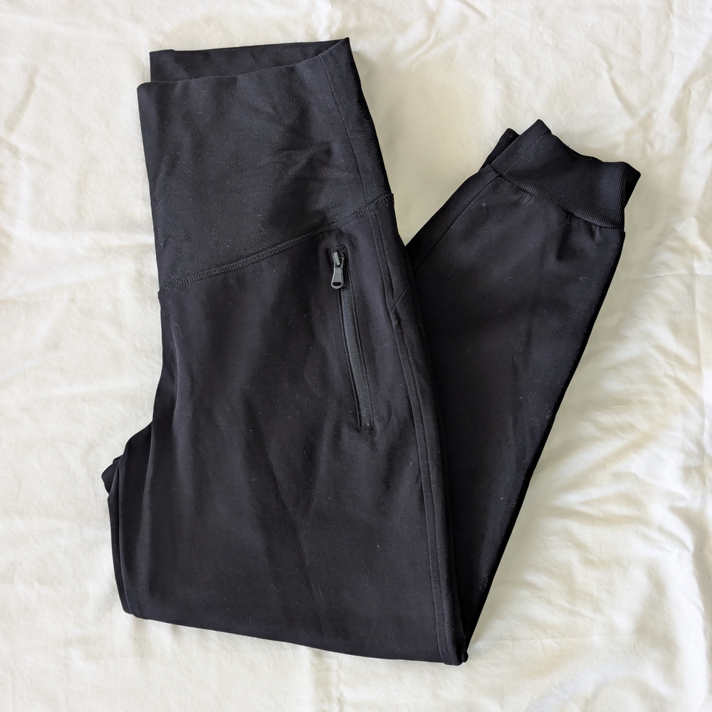 Old Navy Maternity Dynamic Fleece Joggers